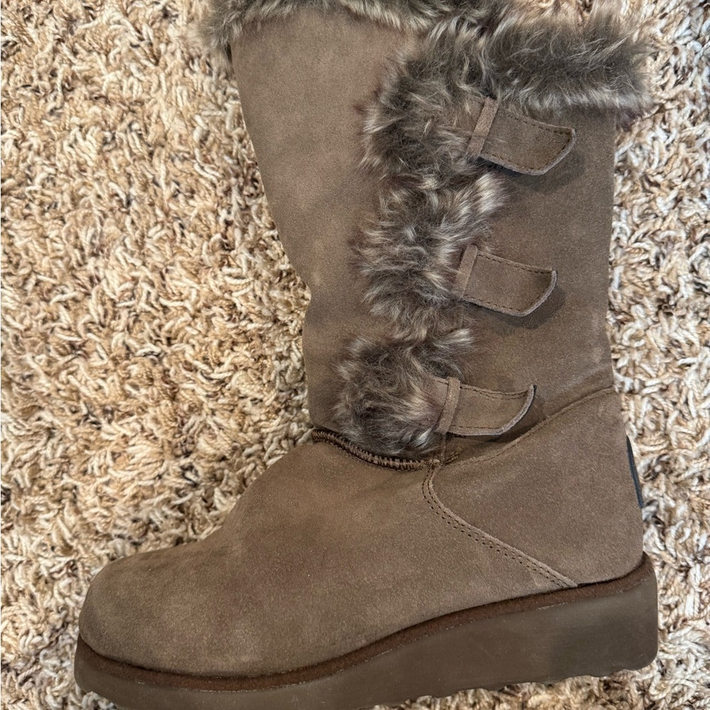 Women’s Bearpaw Mid-Calf Winter Boots